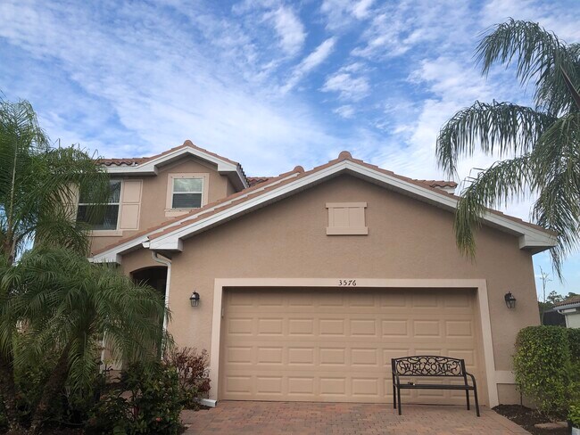 Foto del edificio - 3576 Valle Santa Cir