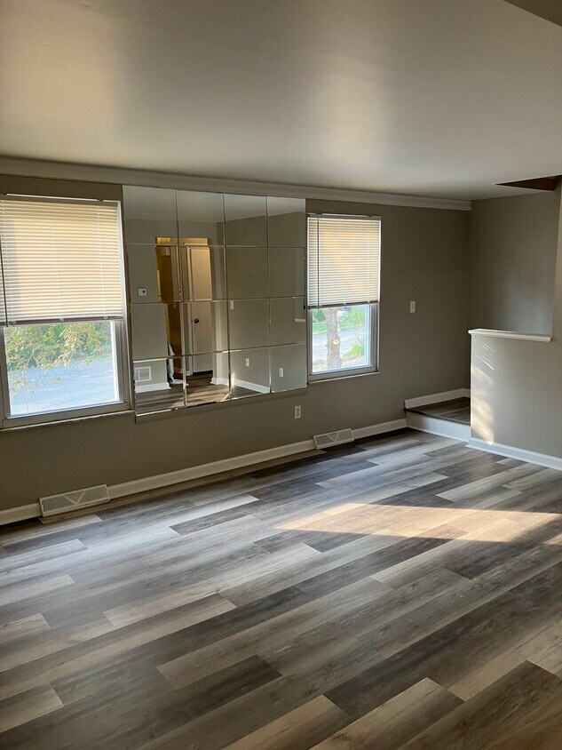 4252 Sample Ct, Allison Park, PA 15101 Townhouse for Rent in Allison