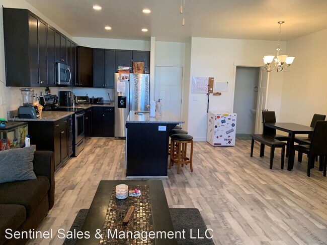 Building Photo - 14912 S Thunder Horse Ln