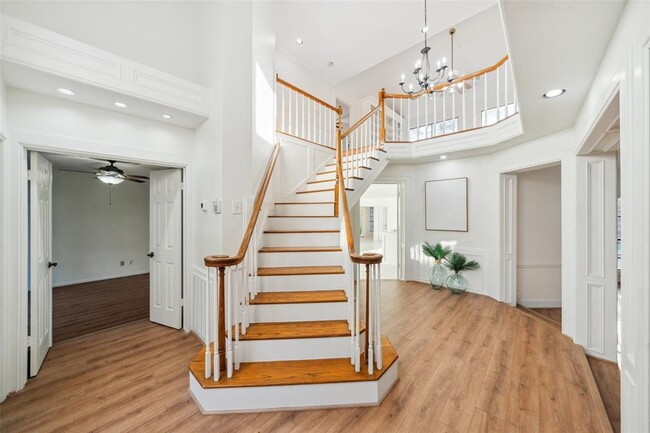 Building Photo - 38 Cascade Springs Pl