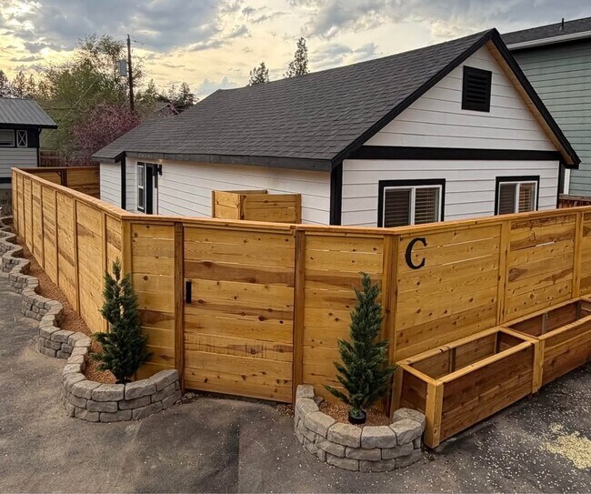 Building Photo - 61555 SE Alstrup Rd