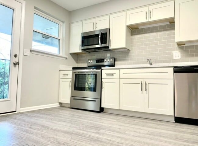 Photo - 110 Marcy St Apartment