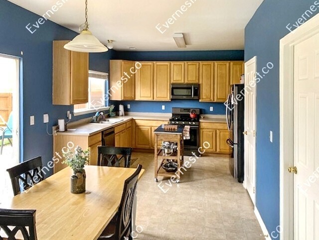 Building Photo - 3902 Scotsmoore Dr