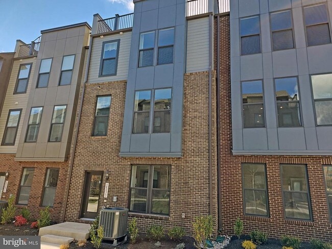 Building Photo - 2333 Liberty Lp