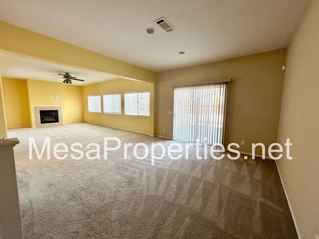Building Photo - 12976 Romero Ln
