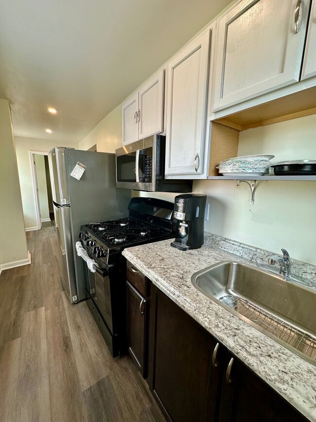 Photo - 514 North Ave Apartment