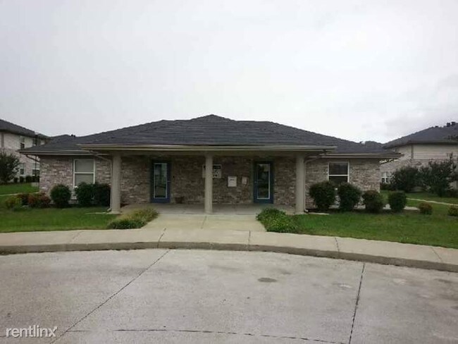 Building Photo - 701 Brownslock Rd