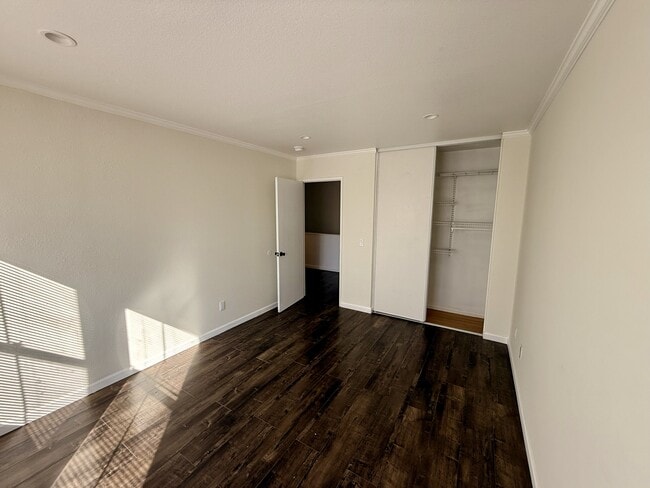 Building Photo - 3519 Fairfield Ave