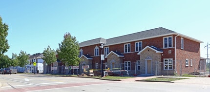 Building Photo - Grant Street Townhouses
