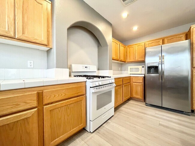 Foto del edificio - 7371 Catmint St