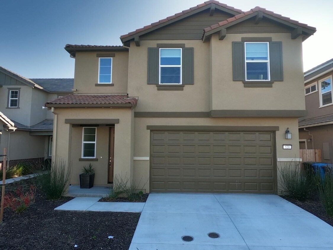 Foto principal - 3/2.5 Allendale Home in Hollister