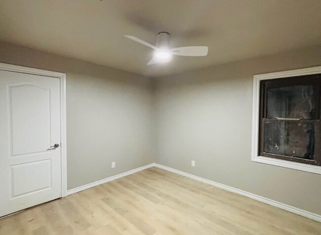 Foto del edificio - 4123 county Rd