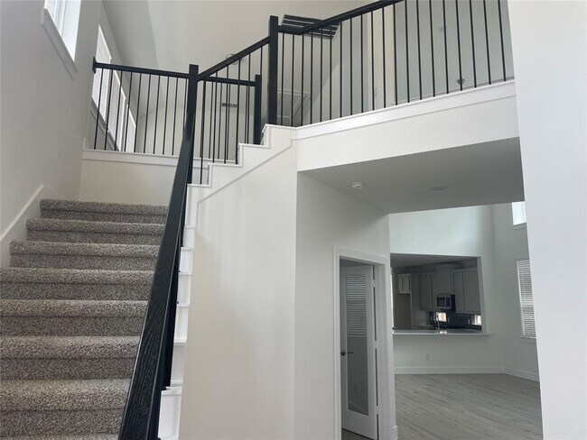 Building Photo - 2203 Garden Arbor Ln