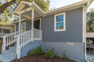 Building Photo - 2320 Carver Dr NW