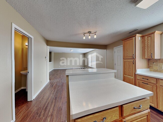 Foto del edificio - 6765 W Littleton Dr