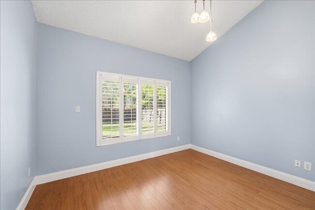 Photo - 8531 Weeping Willow Way House