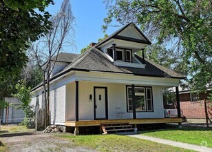 Building Photo - 1121 W Knox Ave