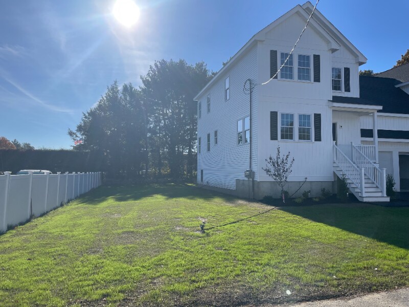 20 W Leonard St, Foxboro, MA 02035 Condo for Rent in Foxboro, MA