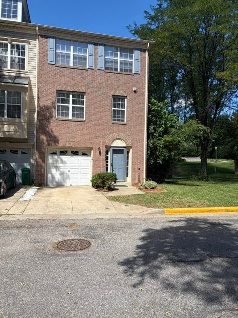 Building Photo - 9020 Lake Largo Dr
