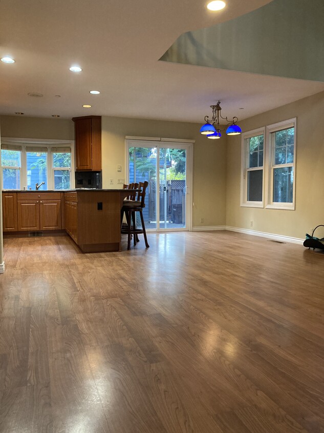Foto principal - 129 Myrtle St