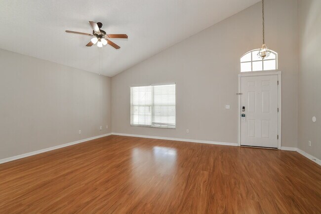 Foto del edificio - 4307 Boca Woods Dr