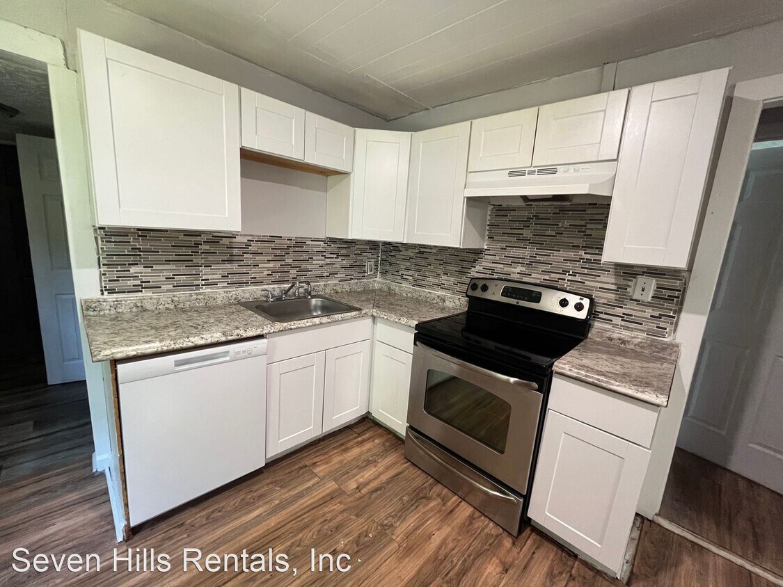 Primary Photo - 4 br, 1 bath House - 1506 Cave Spring Road