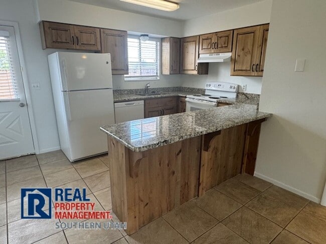 Foto del edificio - Colorview Townhome
