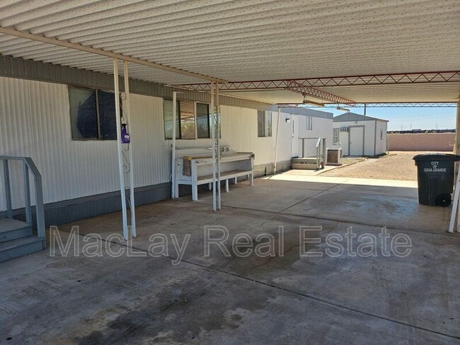 Building Photo - 1113 W Corinthian Cir