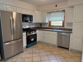 Building Photo - 14 63rd St