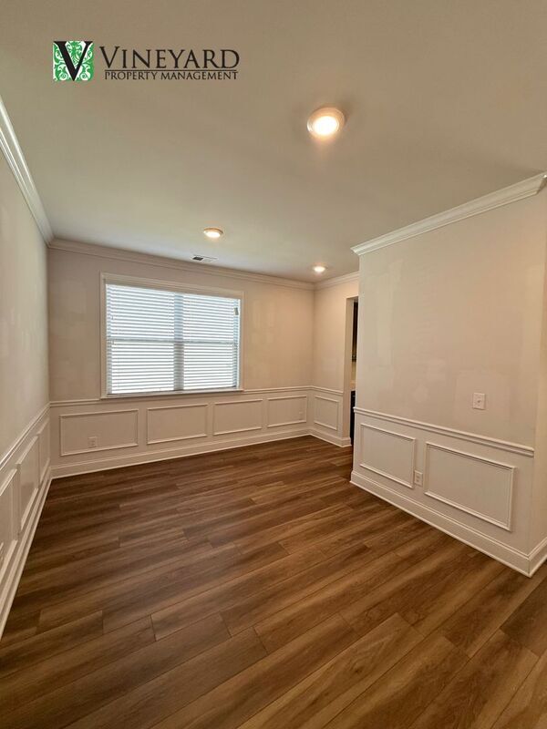 Foto del edificio - 64 Park Chase Ln