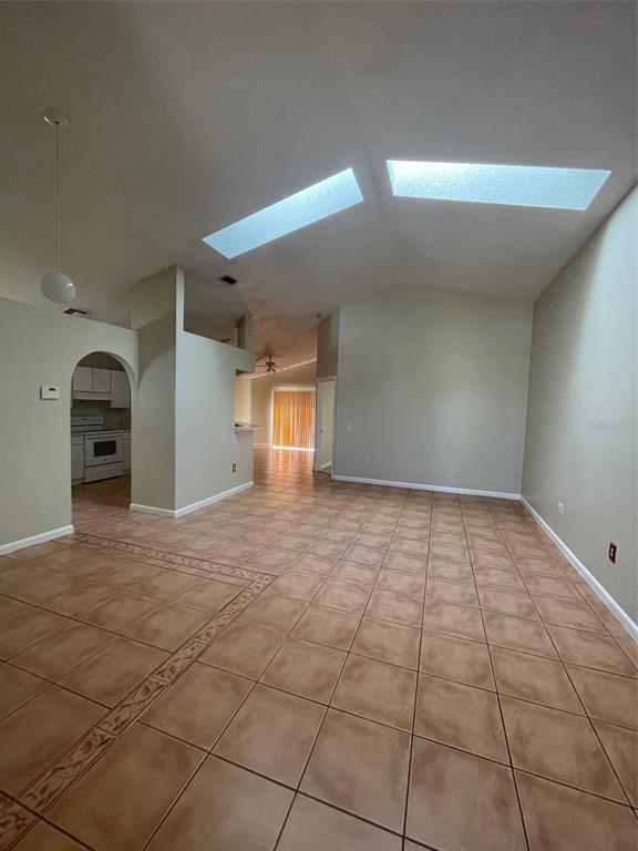 Foto del edificio - 4312 Iveyglen Ave