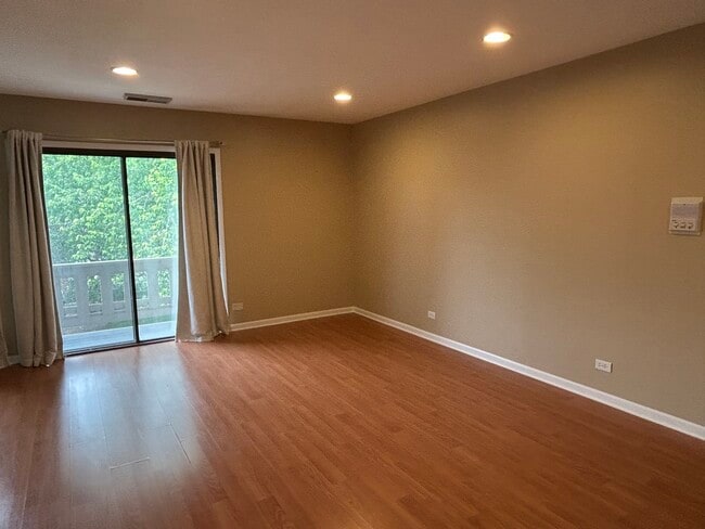 Building Photo - 93 Lambert Dr