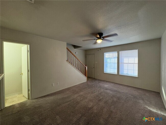 Foto del edificio - 2102 Tahoe Ct