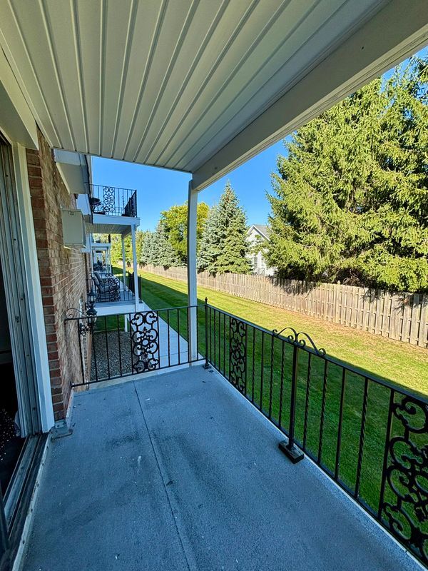 Foto del edificio - 21 Losson Garden Dr