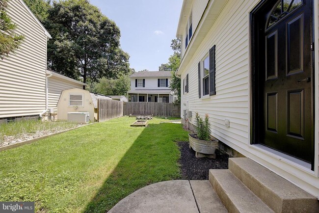 Building Photo - 5645 Battee Dr