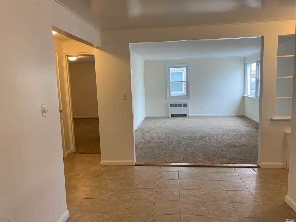 Foto principal - 51 Trenton Ave
