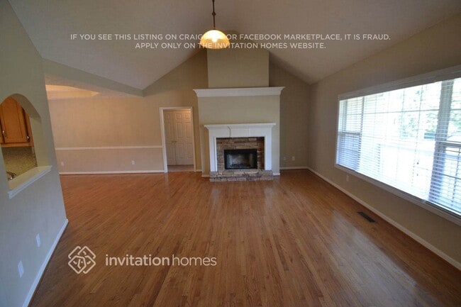 Foto del edificio - 15 Water's Edge Dr SE