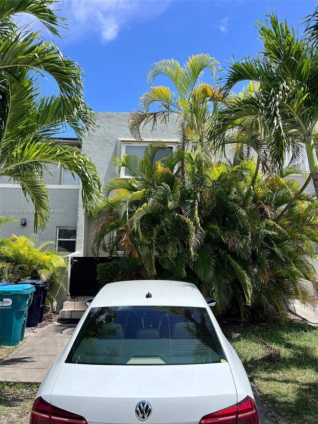 Foto del edificio - 9046 SW 203rd Terrace