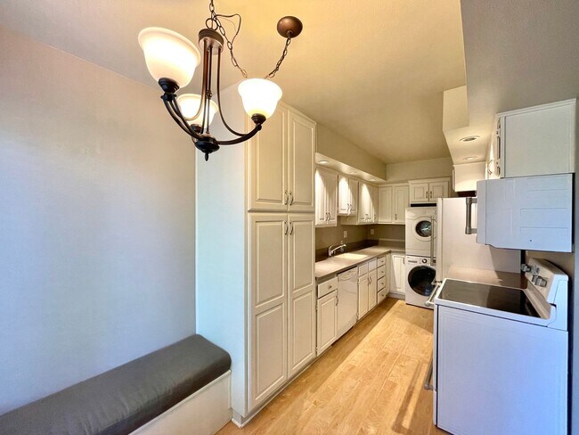 Foto del edificio - Great Condo For Rent