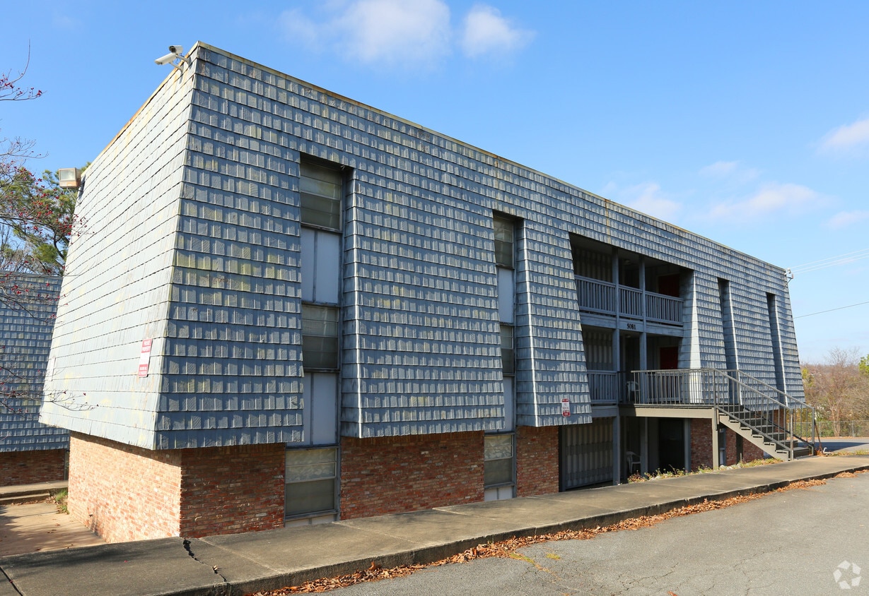 Highcliff Apartments in North Little Rock, AR