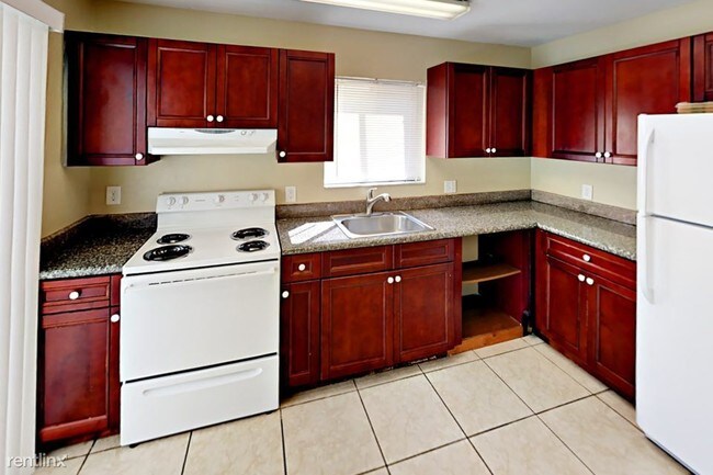 Building Photo - 5680 Strawberry Lakes Cir