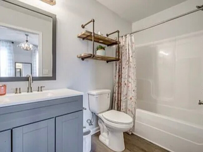 Foto del edificio - 151 Rosemont Dr