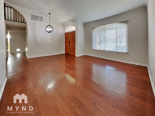 Foto del edificio - 5623 E Grandview Rd