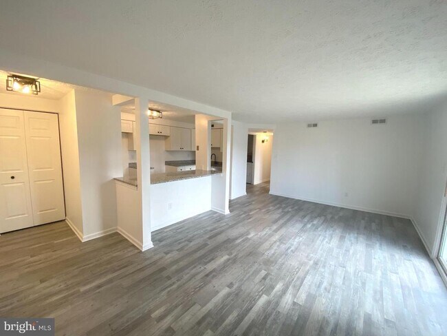 Foto del edificio - 3502 Kingsley Ct