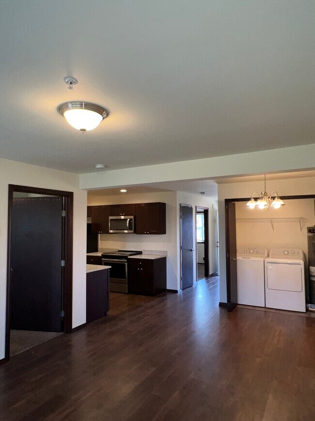 Building Photo - 2040 Andress Ln