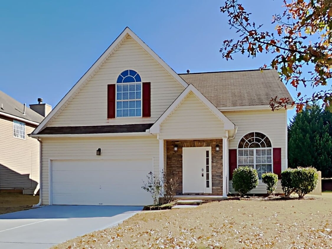 1020 Ivey Ln House Rental in McDonough, GA