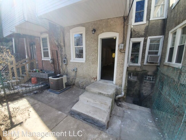 Building Photo - 3 br, 1.5 bath House - 6551 N Lambert St