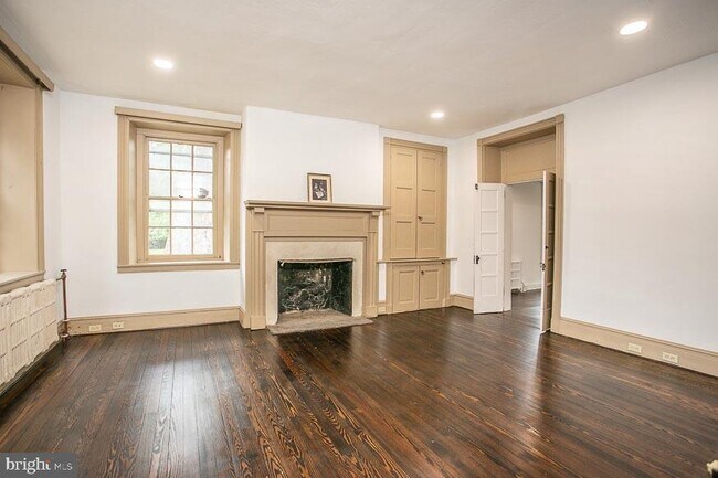 Building Photo - 1108 Old Bethlehem Pike