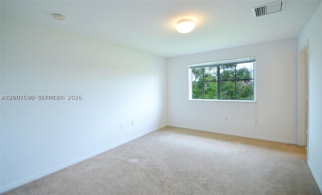 Foto del edificio - 1984 SW 60th Terrace