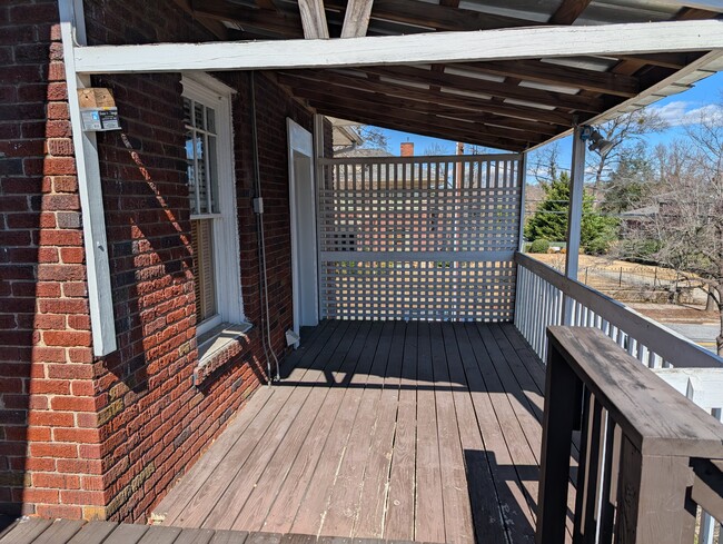 Rear deck - 714 N Main St